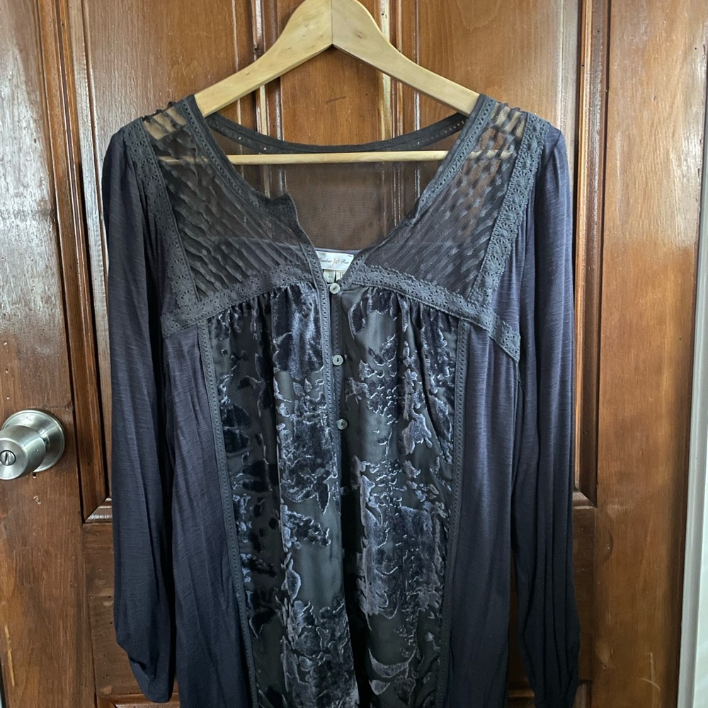 Anthropologie Grey Floral Velvet Burnout Lace Blouse